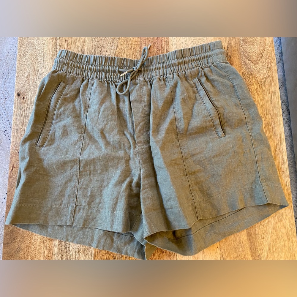Athleta retreat linen shorts